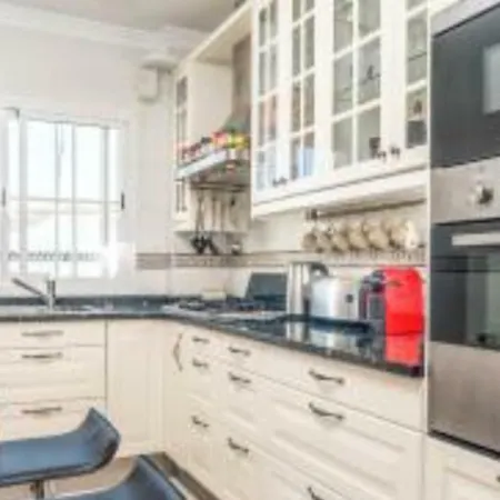 Casa La Guitarra * Нерха